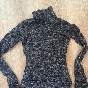 lululemon athletica Charcoal Patterned Turtleneck